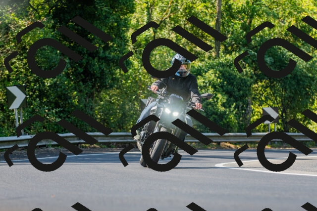 20250906111456_-R021133_r2