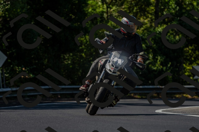 20250906113016_-R021167_r2