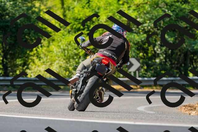 20250906113208_-R021172_r2