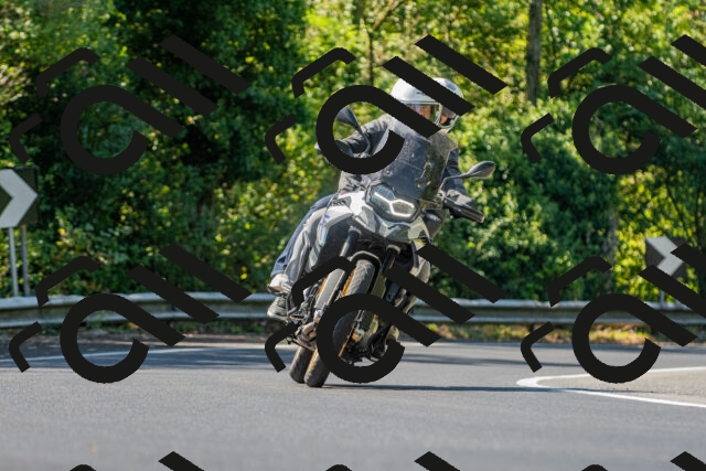 20250906114113_-R021204_r2