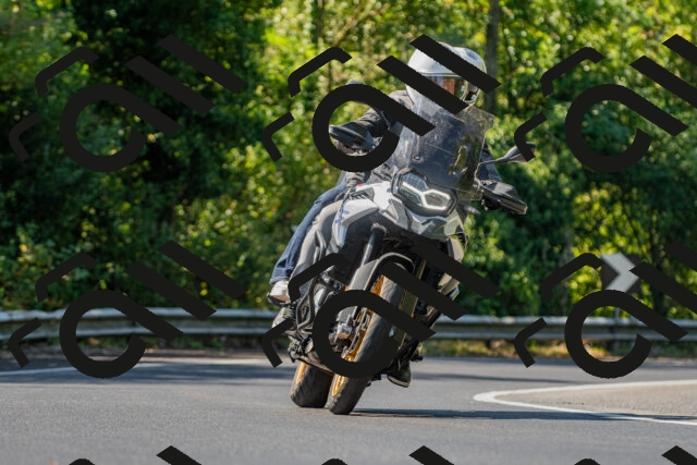 20250906114113_-R021205_r2