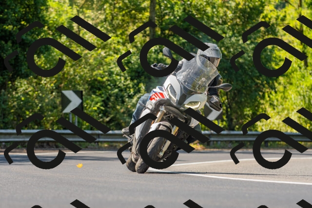 20250906114827_-R021233_r2