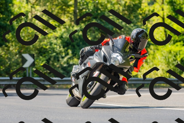 20250906114830_-R021238_r2