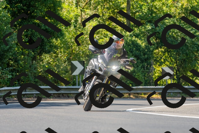 20250906114850_-R021251_r2