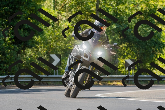 20250906114850_-R021252_r2