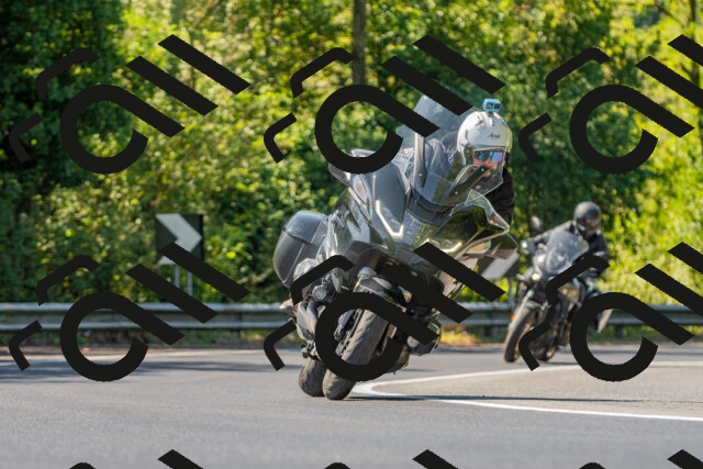 20250906114908_-R021254_r2