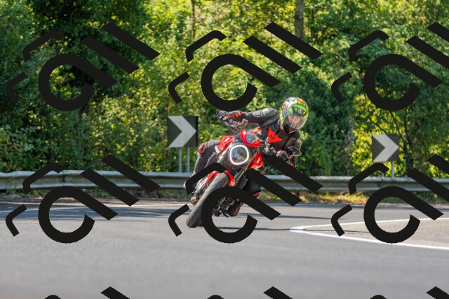 20250906114921_-R021262_r2