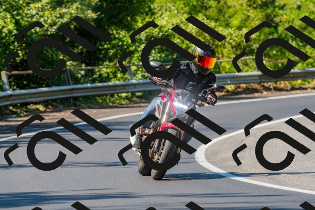 20250906122304_-R021352_r2