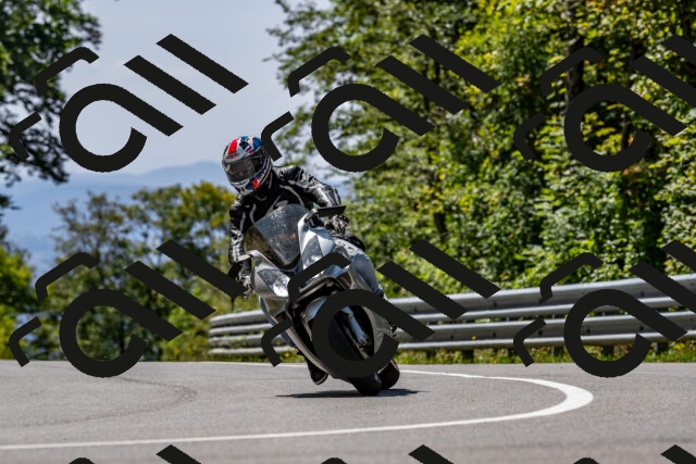 202509071256-_DSC8326_d2_