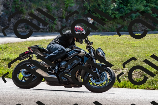 202509071256-_DSC8330_d2_