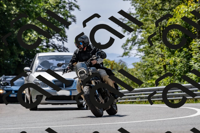 202509071303-_DSC8393_d2_