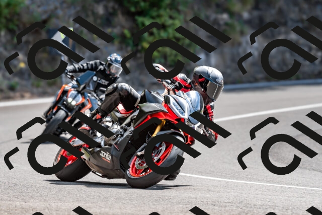 202509071344-DSC_8534_d2_