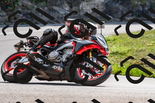 202509071344-DSC_8535_d2_