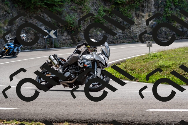 202509071346-DSC_8546_d2_