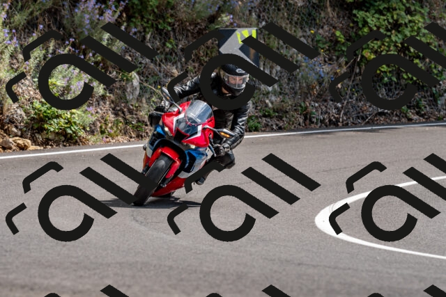 202509071352-DSC_8563_d2_