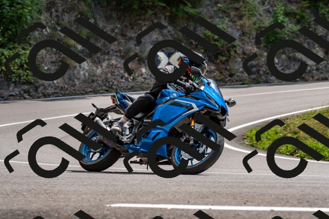 202509071352-DSC_8572_d2_