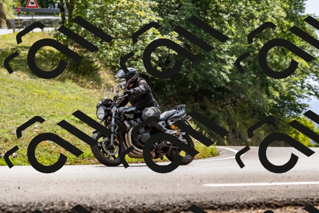 202509071354-DSC_8578_d2_