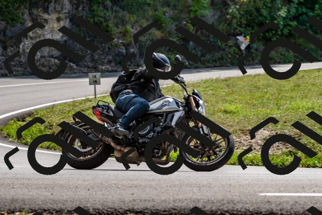 202509071355-DSC_8582_d2_