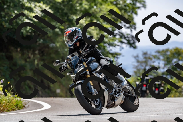 202509071410-DSC_8620_d2_