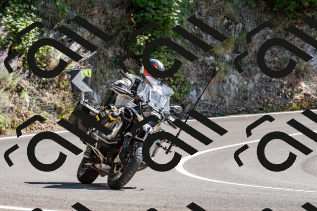 202509071418-DSC_8649_d2_