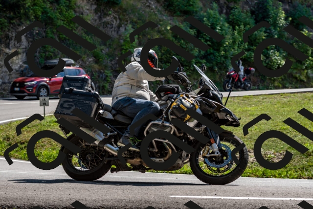 202509071418-DSC_8651_d2_