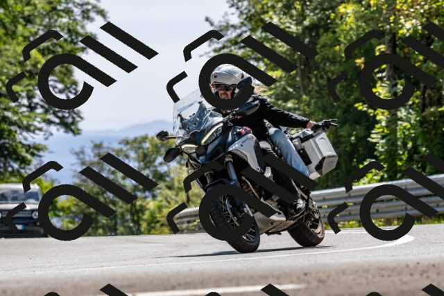 202509071423-DSC_8658_d2_