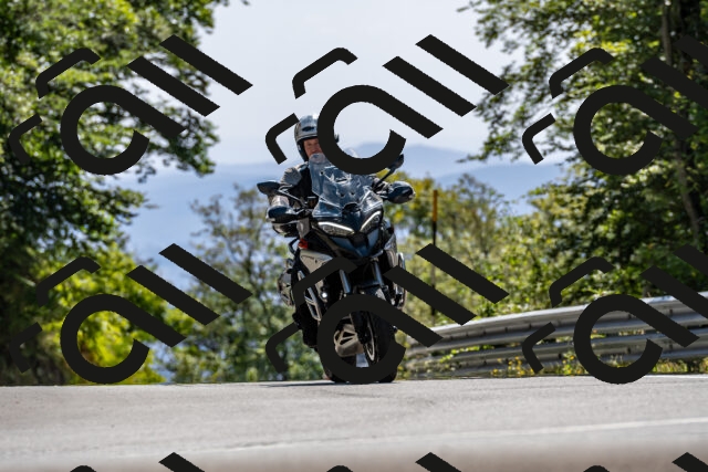 202509071424-DSC_8662_d2_