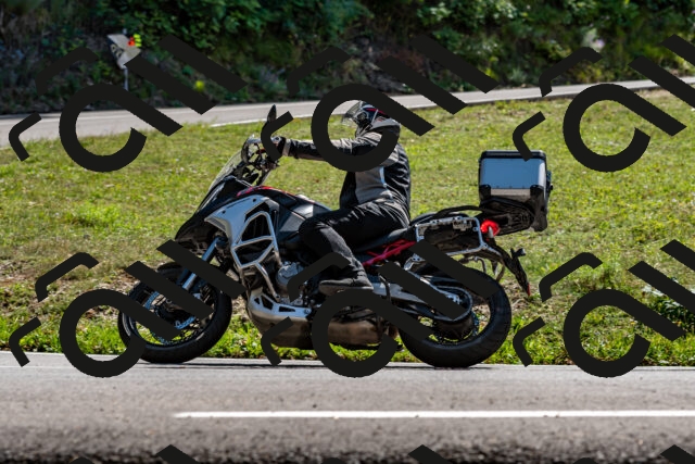 202509071424-DSC_8664_d2_