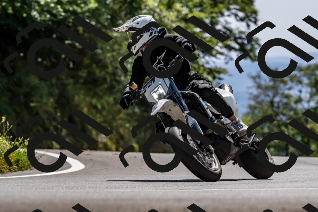 202509071429-DSC_8672_d2_