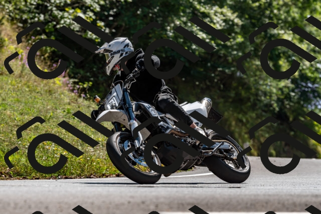 202509071429-DSC_8673_d2_