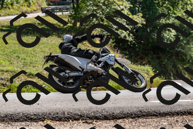 202509071434-DSC_8693_d2_