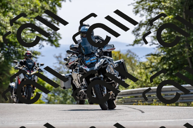 202509071436-DSC_8700_d2_