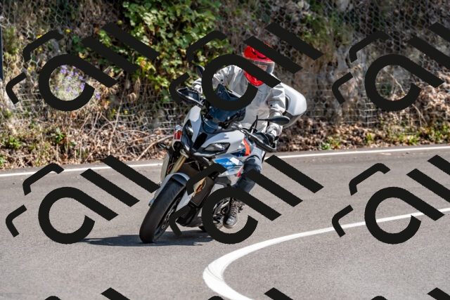 202509071437-DSC_8709_d2_