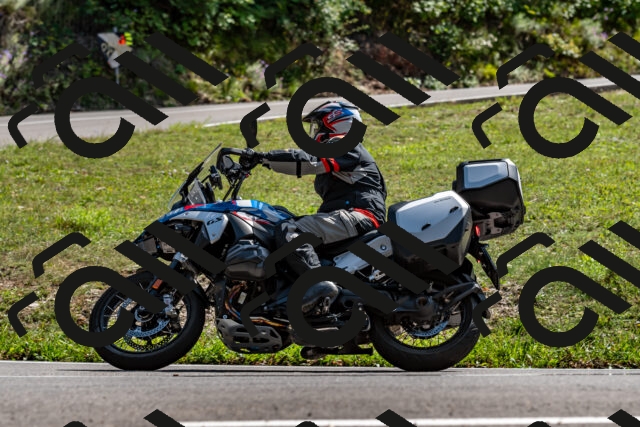 202509071449-DSC_8735_d2_