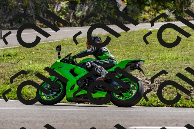 202509071458-DSC_8753_d2_