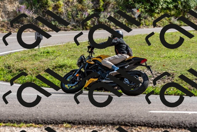 202509071529-DSC_8873_d2_