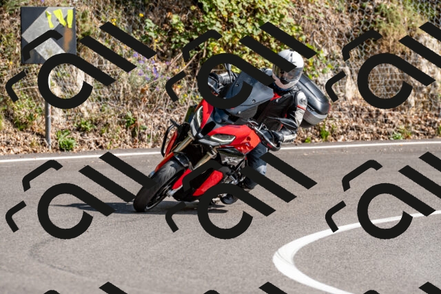 202509071536-DSC_8892_d2_