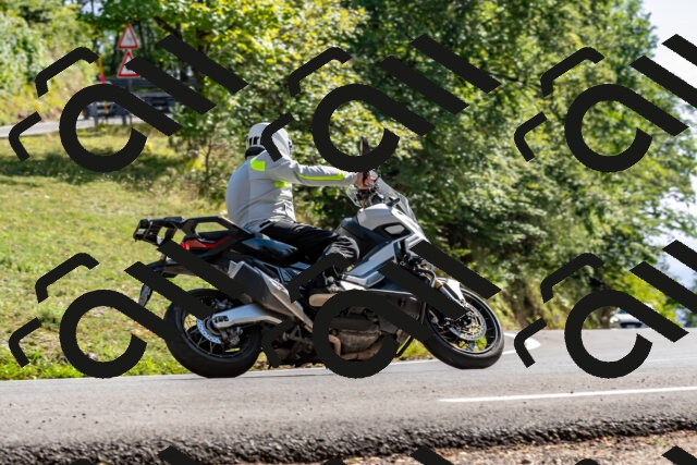 202509071544-DSC_8940_d2_