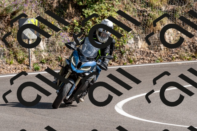 202509071552-DSC_8977_d2_