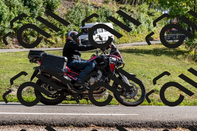 202509071557-DSC_8998_d2_