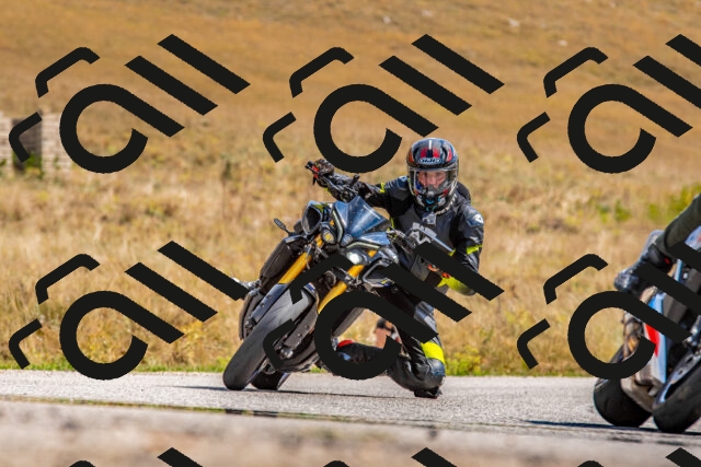 20250907124452-R01_7030_r1