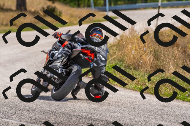 20250907125612-R01_7095_r1