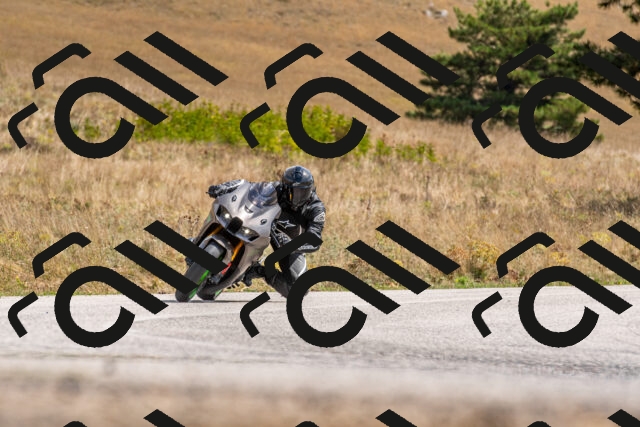 20250907125733-R01_7132_r1