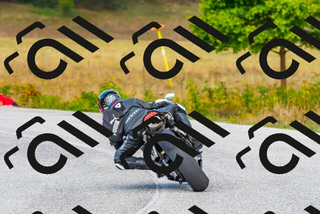 20250907104510_-R021578_r2