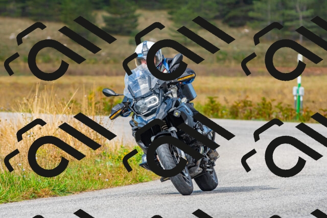 20250907104852_-R021589_r2