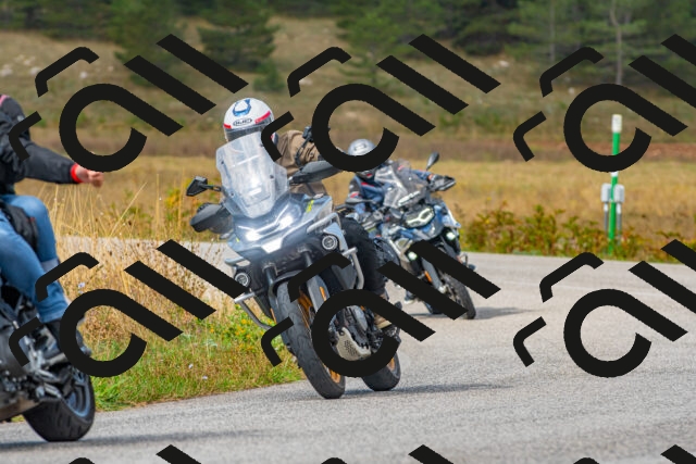 20250907104900_-R021595_r2