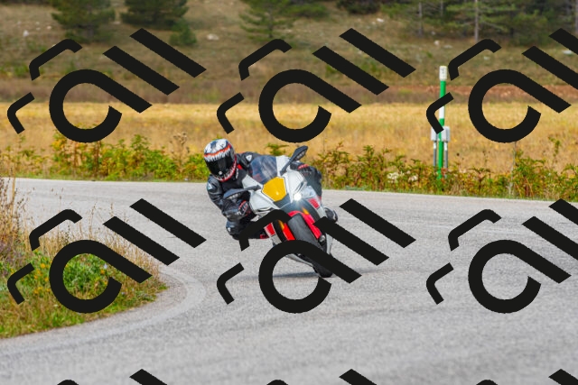 20250907104958_-R021610_r2