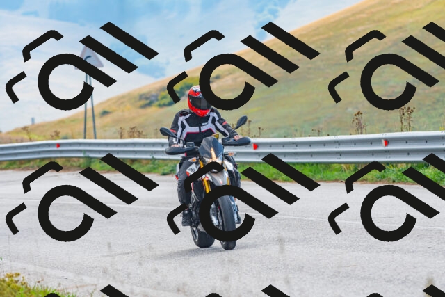 20250907105205_-R021650_r2