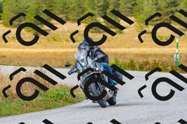 20250907105620_-R021676_r2