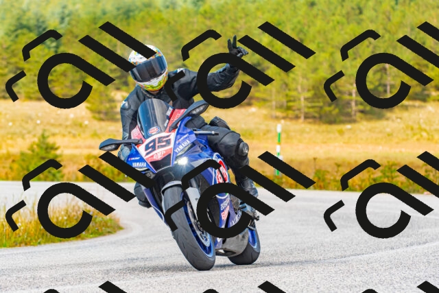 20250907105659_-R021698_r2